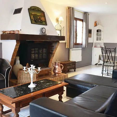 Three-bedroom Holiday In