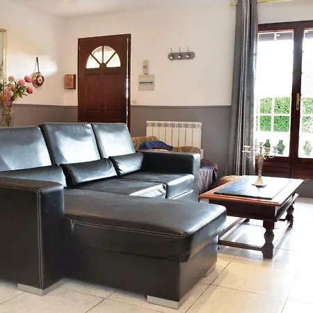 Three-bedroom Holiday In Prázdninový dům